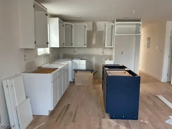 301 Chilton, Elizabeth City, NJ 07208