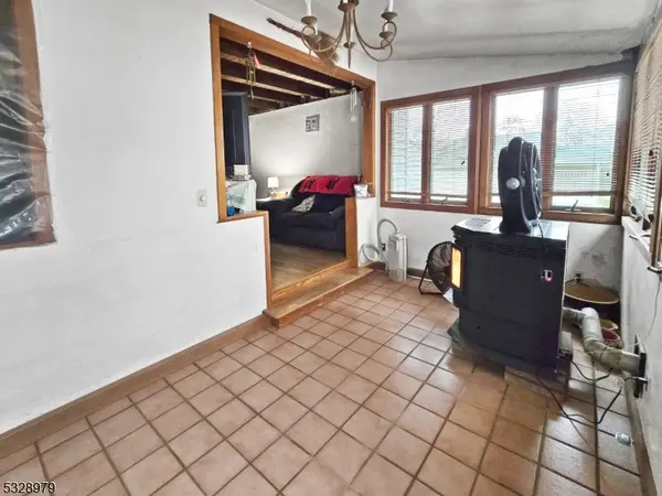 284 Milford-Mt Pleasant Rd, Milford Boro, NJ 08848