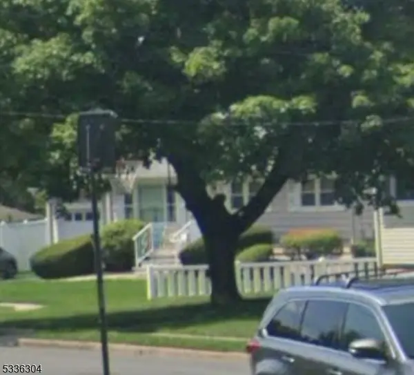 7 Basilone Pl, Raritan Boro, NJ 08869