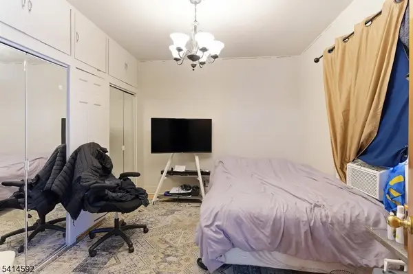 184 E 22Nd St, Paterson City, NJ 07514