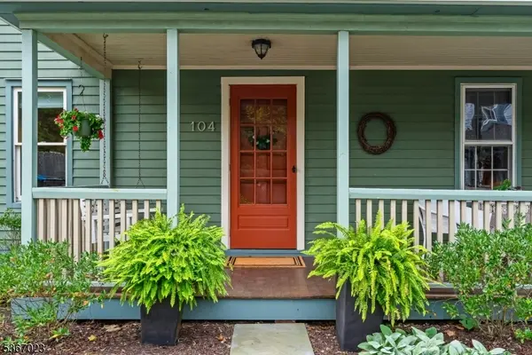 104 Mill St, Califon Boro, NJ 07830