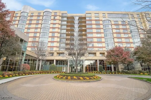 8100 River Rd #209, North Bergen Twp., NJ 07047