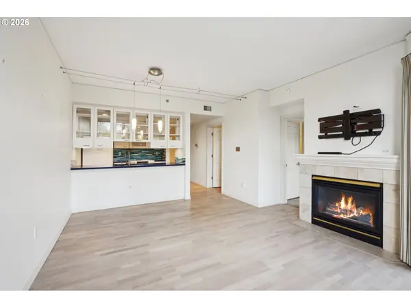 1132 SW 19TH AVE #512, Portland, OR 97205