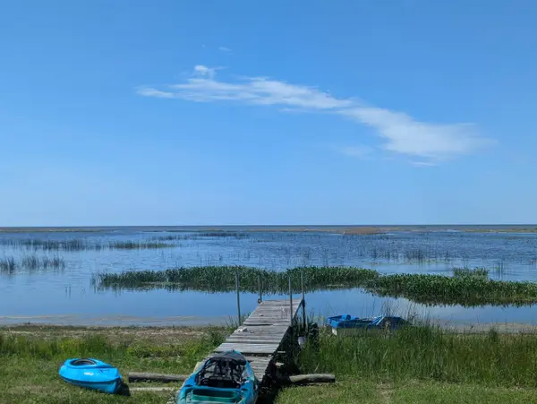 2740 Booth RD, Au Gres Twp, MI 48703