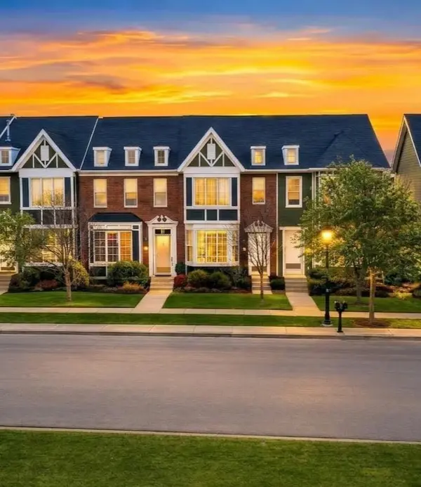 292 Rainbow Falls DR, Chestermere, AB T1X 0E4