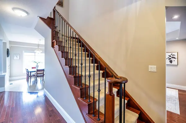 892 Barbados ST, Oshawa, ON L1J 0A5