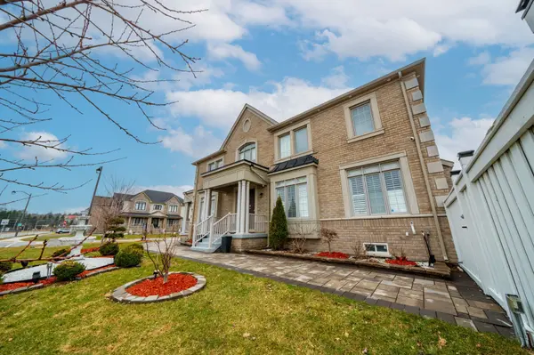 2 Tesla CRES, East Gwillimbury, ON L9N 0T3