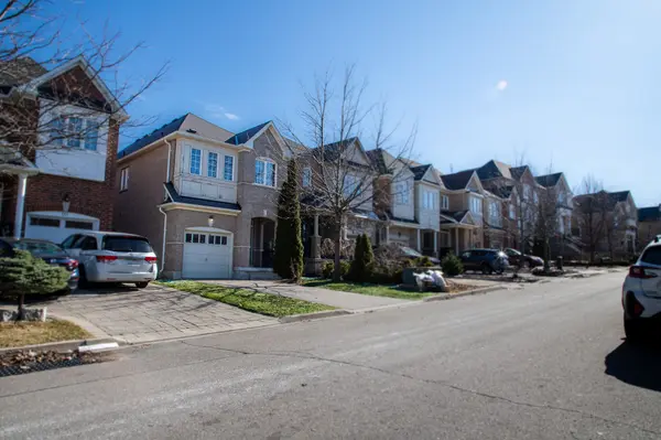 67 Sir Sanford Fleming WAY, Vaughan, ON L6A 0T2