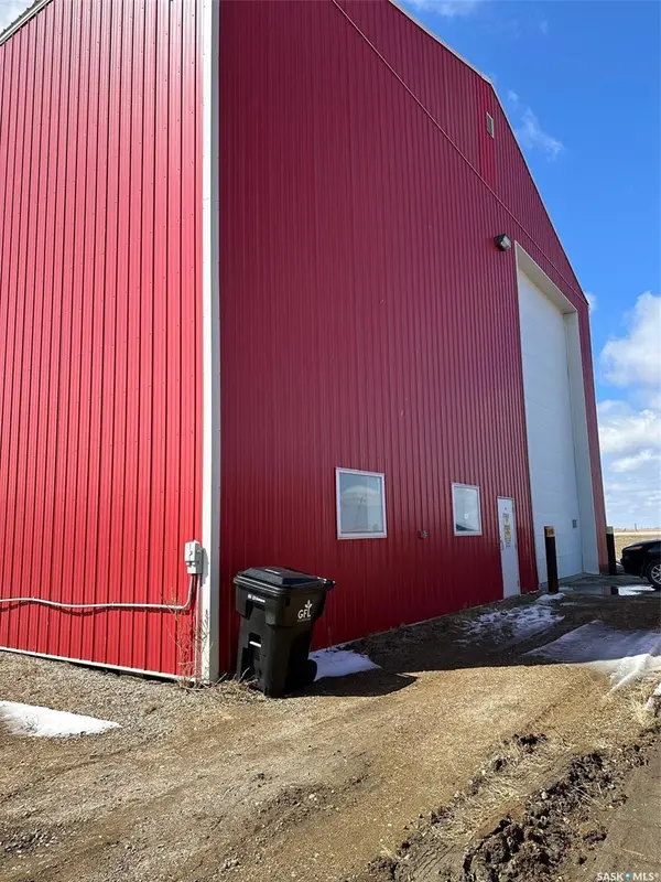 102 Industrial DRIVE, Bienfait, SK S0C 0M0