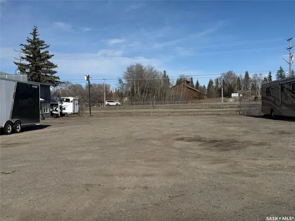 310 Husky AVENUE, Air Ronge, SK S0J 3G0