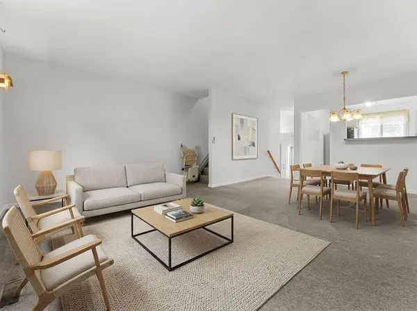 1512 Sixth Line #46, Oakville, ON L6H 2P2