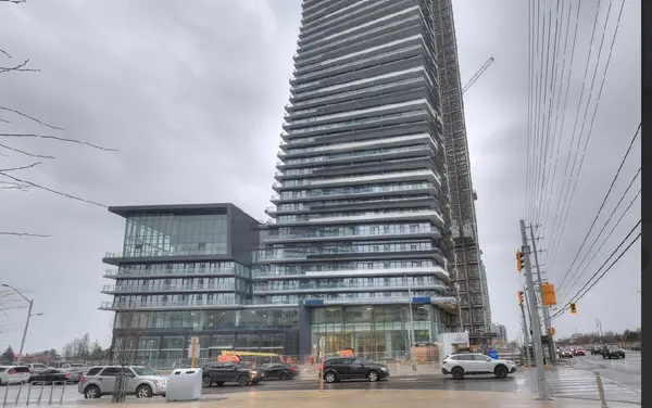 448 Burnhamthorpe RD W #811, Mississauga, ON L5B 0M3