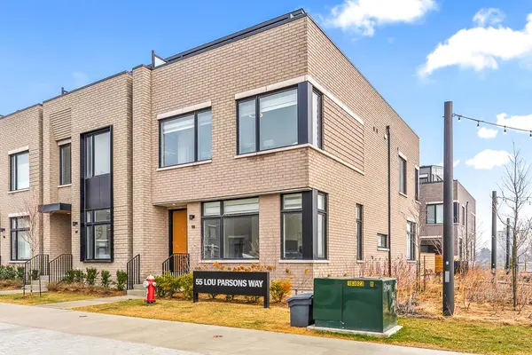 35 Lou Parson WAY #98, Mississauga, ON L5H 0B2