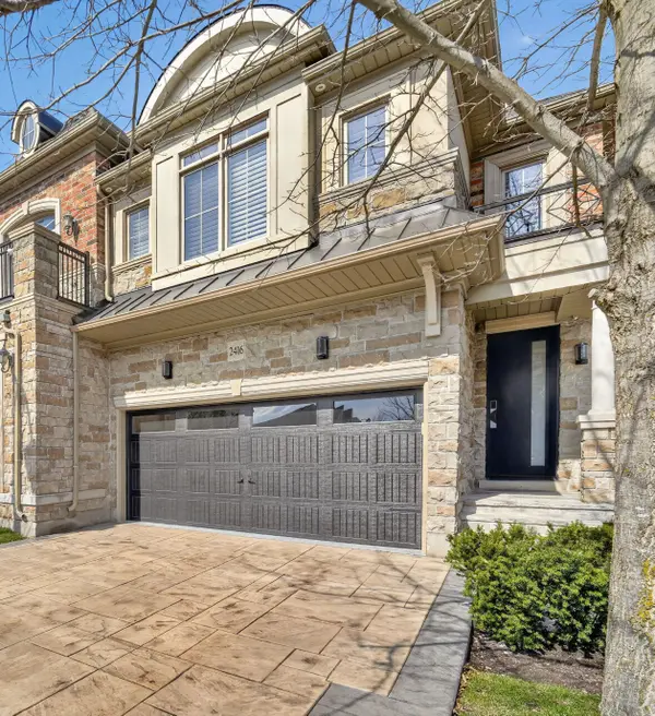 2416 Village Common, Oakville, ON L6M 0S2