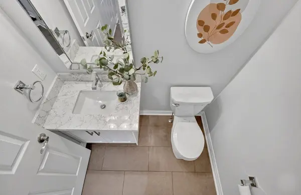 2416 Village Common, Oakville, ON L6M 0S2