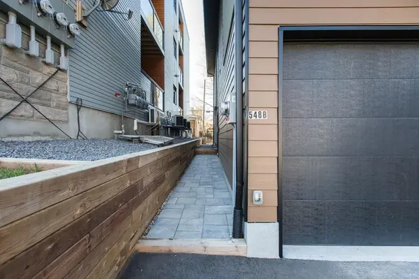 548 Guy ST, Overbrook - Castleheights And Area, ON K1K 1B9