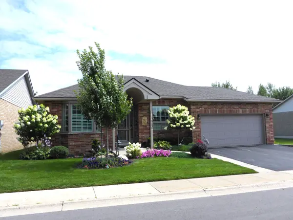 16 Northernbreeze ST #63, Hamilton, ON L0R 1W0