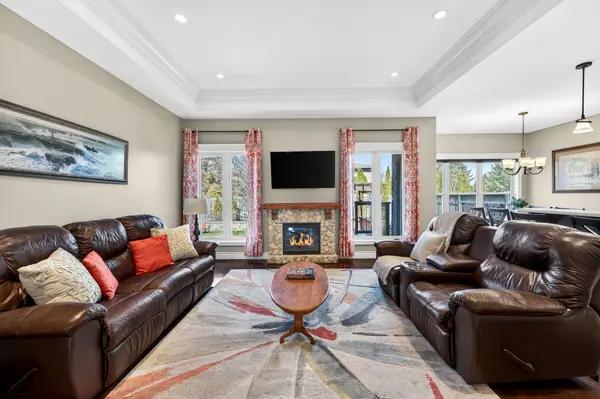 27 Gavey ST, Belleville, ON K8N 0M1