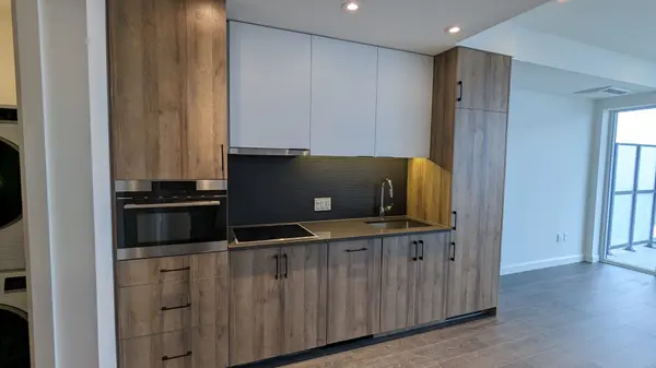 741 King Street West ST #1510, Kitchener, ON N2G 0E9