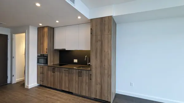 741 King Street West ST #1510, Kitchener, ON N2G 0E9