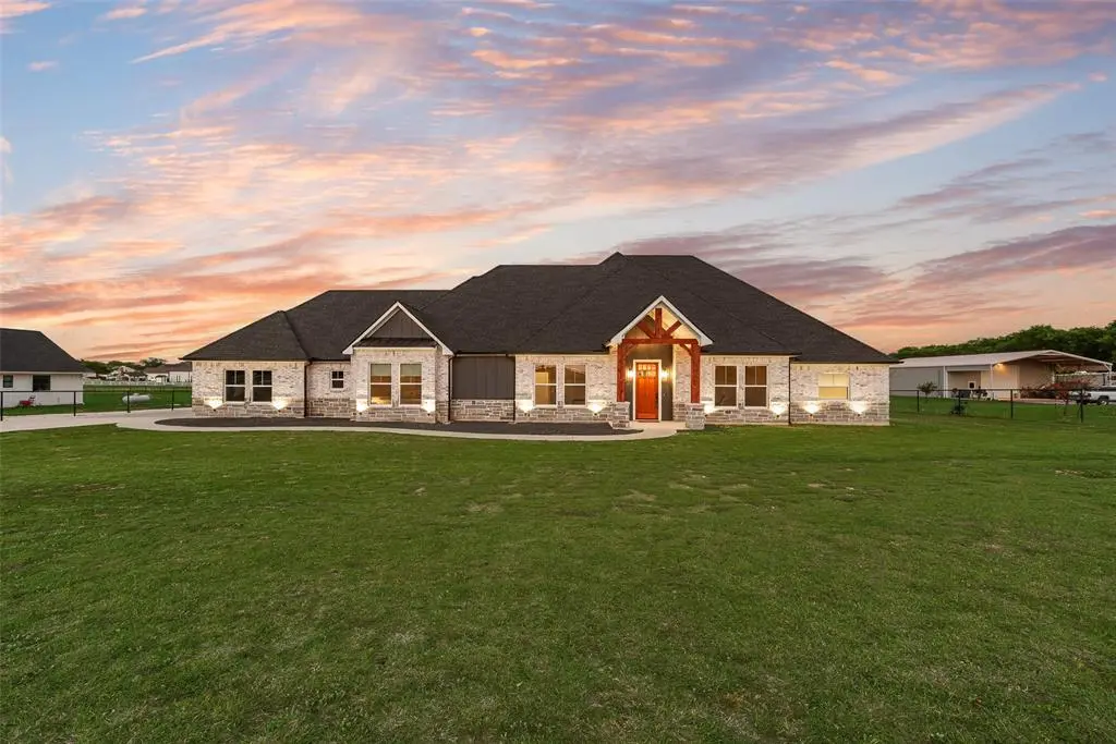 11979 Chisum Road, Sanger, TX 76266