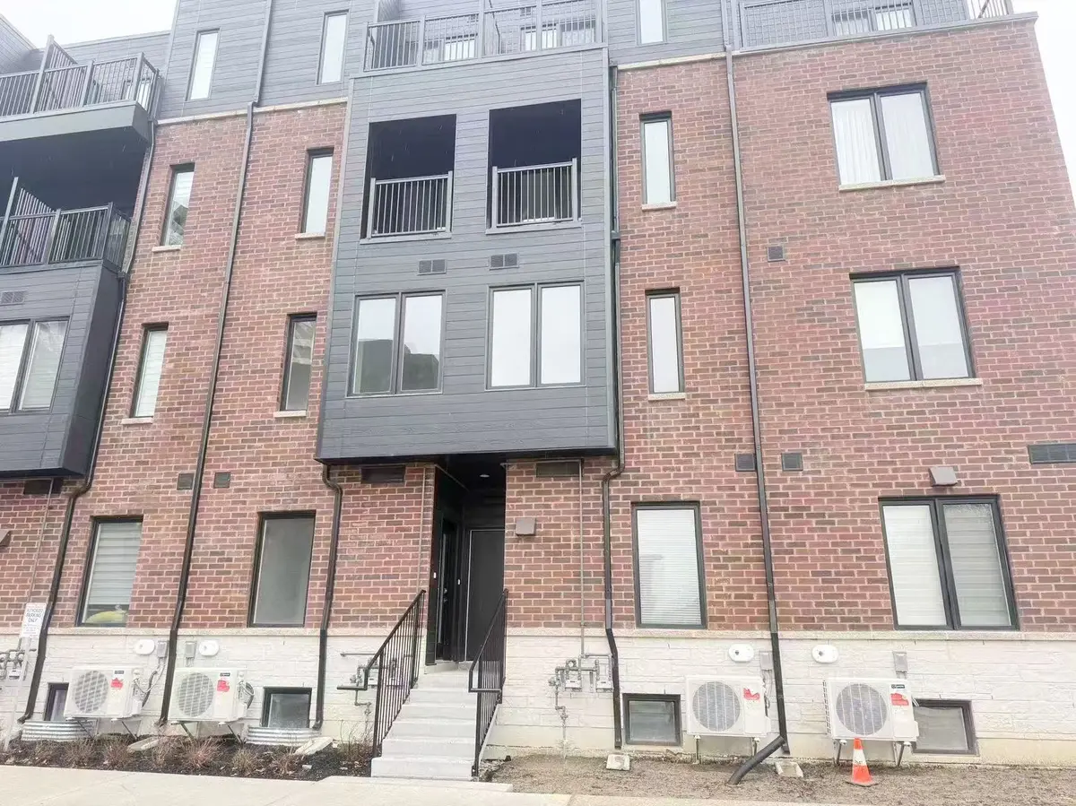 30 Calamint LN #39, Toronto E05, ON M1W 2H1