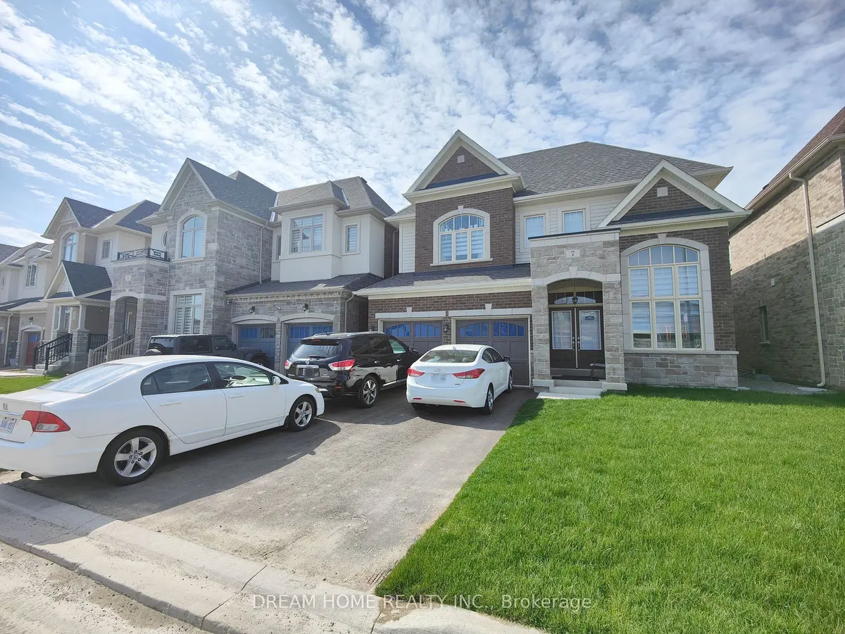 7 Charles White CT, East Gwillimbury, ON L9N 0T7