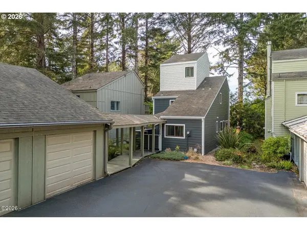 1268 SW MEADOW LN, Depoe Bay, OR 97341