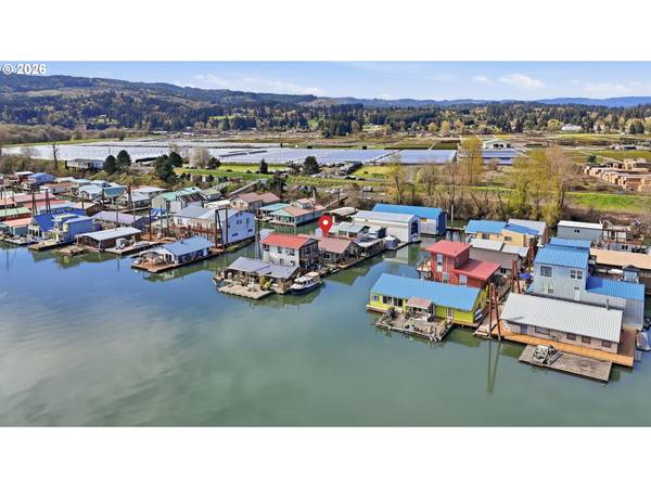 34326 JOHNSONS LANDING RD #A-5, Scappoose, OR 97056