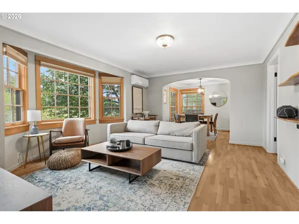 1841 FAIRMOUNT BLVD, Eugene, OR 97403