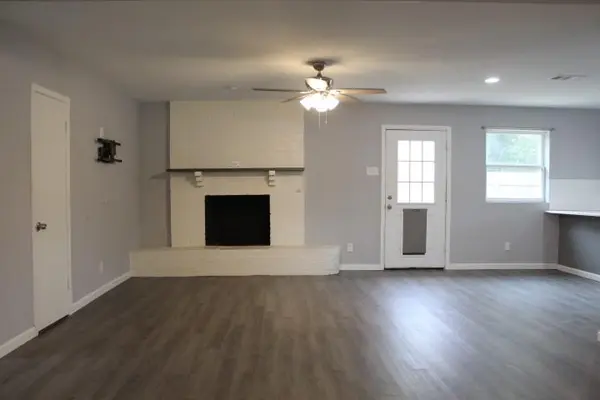 230 Hovenkamp Street, Keller, TX 76248