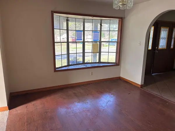 6829 Greenway Avenue, Shreveport, LA 71119