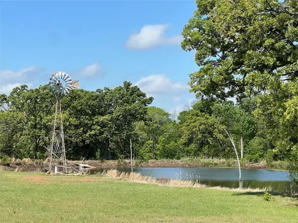 1376 County Road 1123, Cumby, TX 75433