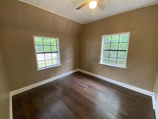 625 York Street #B, Athens, TX 75751