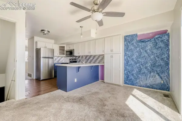 5315 Solar Ridge DR, Colorado Springs, CO 80917