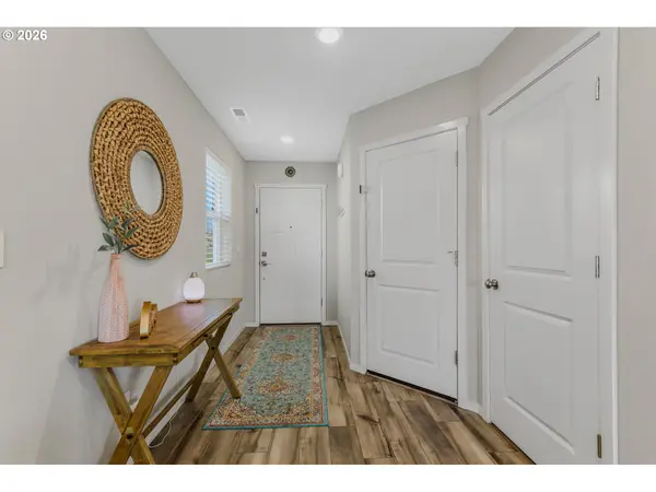 2324 KILLIAN SPRING DR, Woodburn, OR 97071