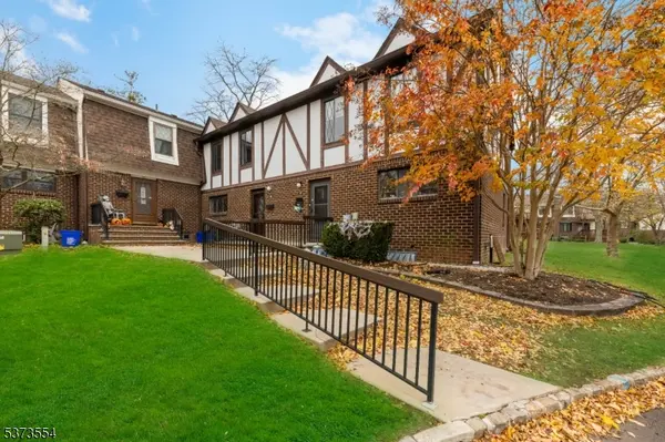 46 Dorchester Ct, Hillsborough Twp., NJ 08844