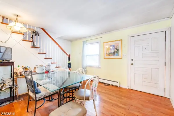 257 Floral Ln, Saddle Brook Twp., NJ 07663