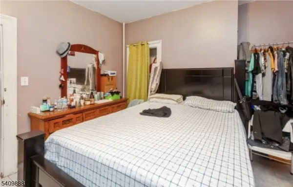 148 Barclay St, Paterson City, NJ 07503