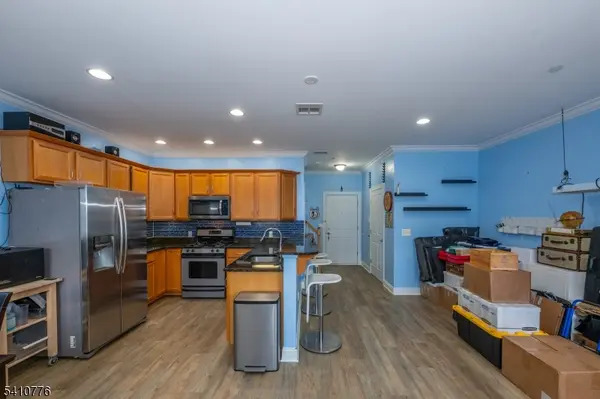 604 Avenue A #104, Bayonne City, NJ 07002