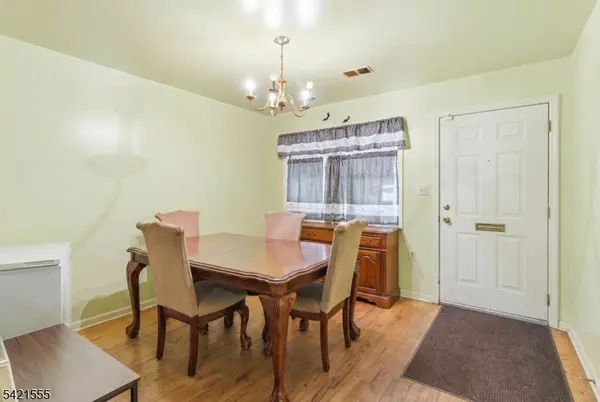 94 19Th Ave, Newark City, NJ 07103