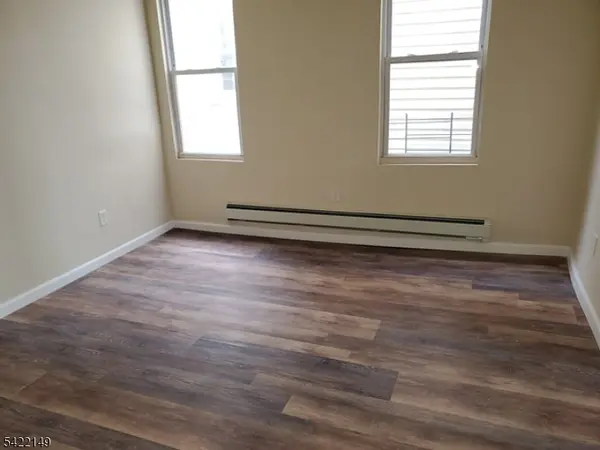 418 Woodside Ave #1, Newark City, NJ 07104