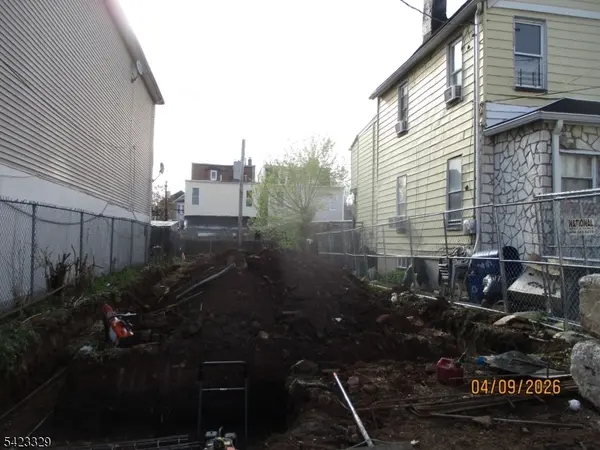 71 N 14Th St, Newark City, NJ 07107