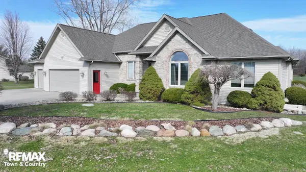 10368 N Jennings RD, Vienna Twp, MI 48420