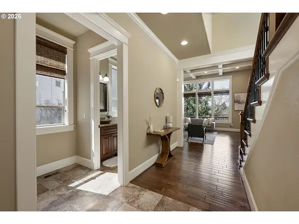 9739 NW HENRY CT, Portland, OR 97229