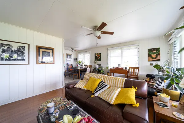 450 POHAKULANI ST, Hilo, HI 96720