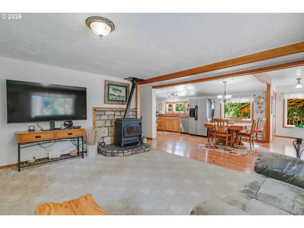 25465 S BEAVERCREEK RD, Beavercreek, OR 97004