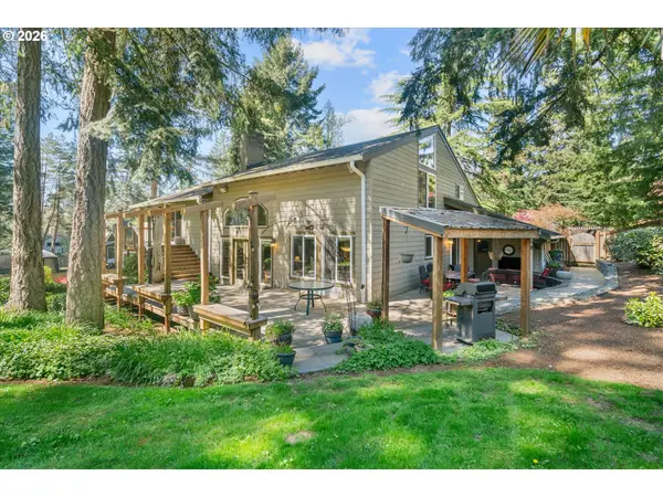 3040 ROYCE WAY, Lake Oswego, OR 97034