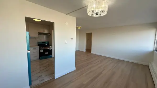 10 Sunny Glenway #2101, Toronto C11, ON M3C 2Z3