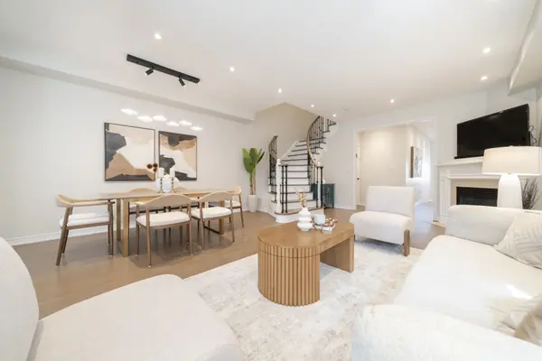 14 Lady Loretta LN, Vaughan, ON L6A 4G3